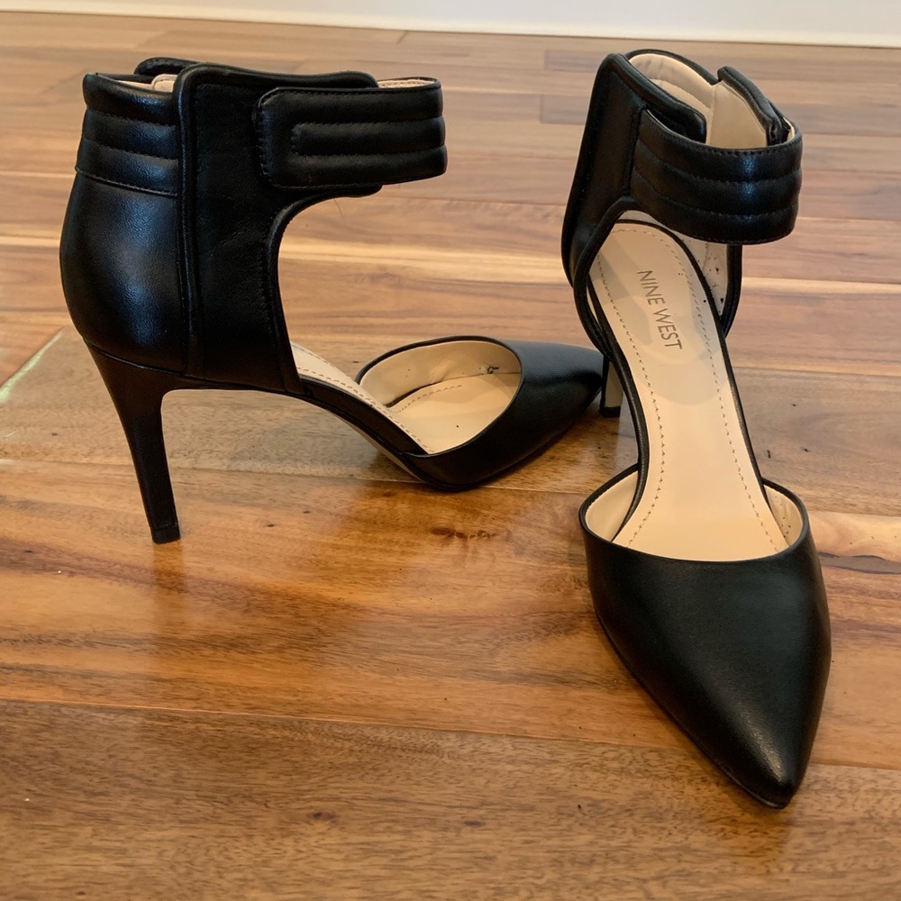 Nine West pumps NEW